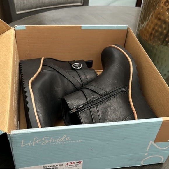 Life Stride Zinfandel Wedge Bootie - Picture 2 of 12